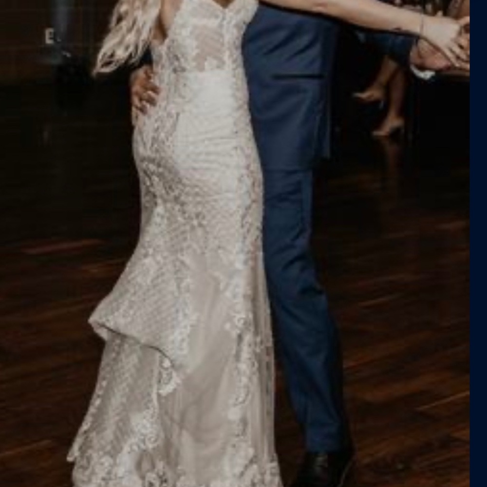 Madi Lane wedding dress - Indira gown - Ivory